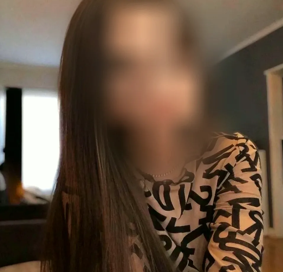 Yasmina, 21 años